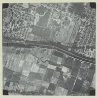 [Hamilton, Saltfleet Township, and Queen Elizabeth Way corridor, 1966-05-01] : [Flightline 664-EXP-Photo 62]